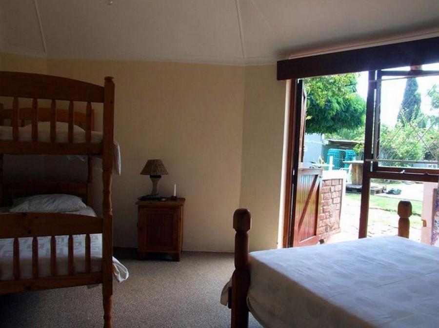 Oasis Shanti Backpackers Оудсхорн Экстерьер фото