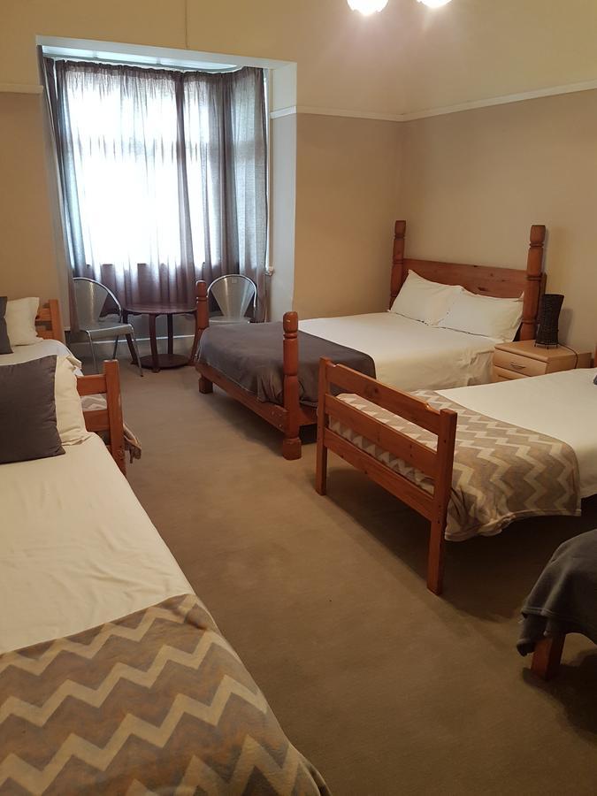 Oasis Shanti Backpackers Оудсхорн Экстерьер фото